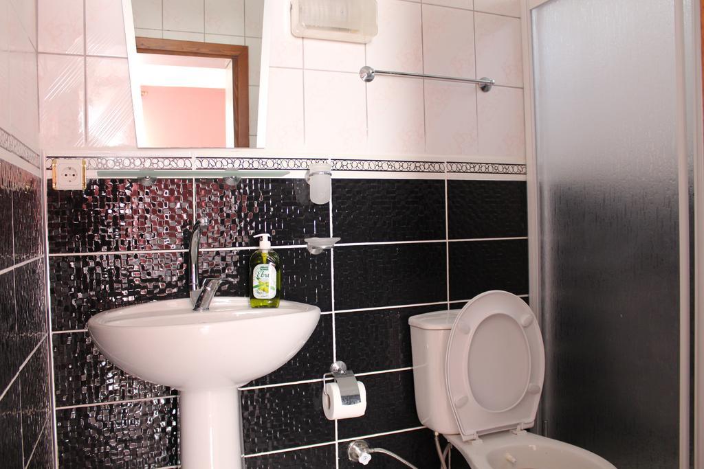 Villa Koknar Pension Каш Стая снимка